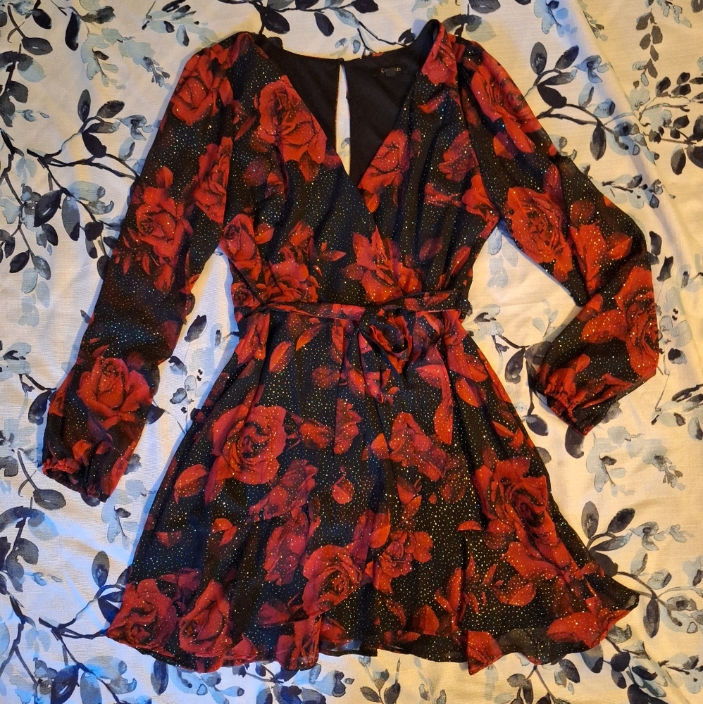 City Studio Red and Black V-Neck Long Sleeve Sundress